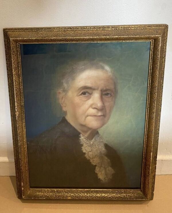 Portrait pastel encadré