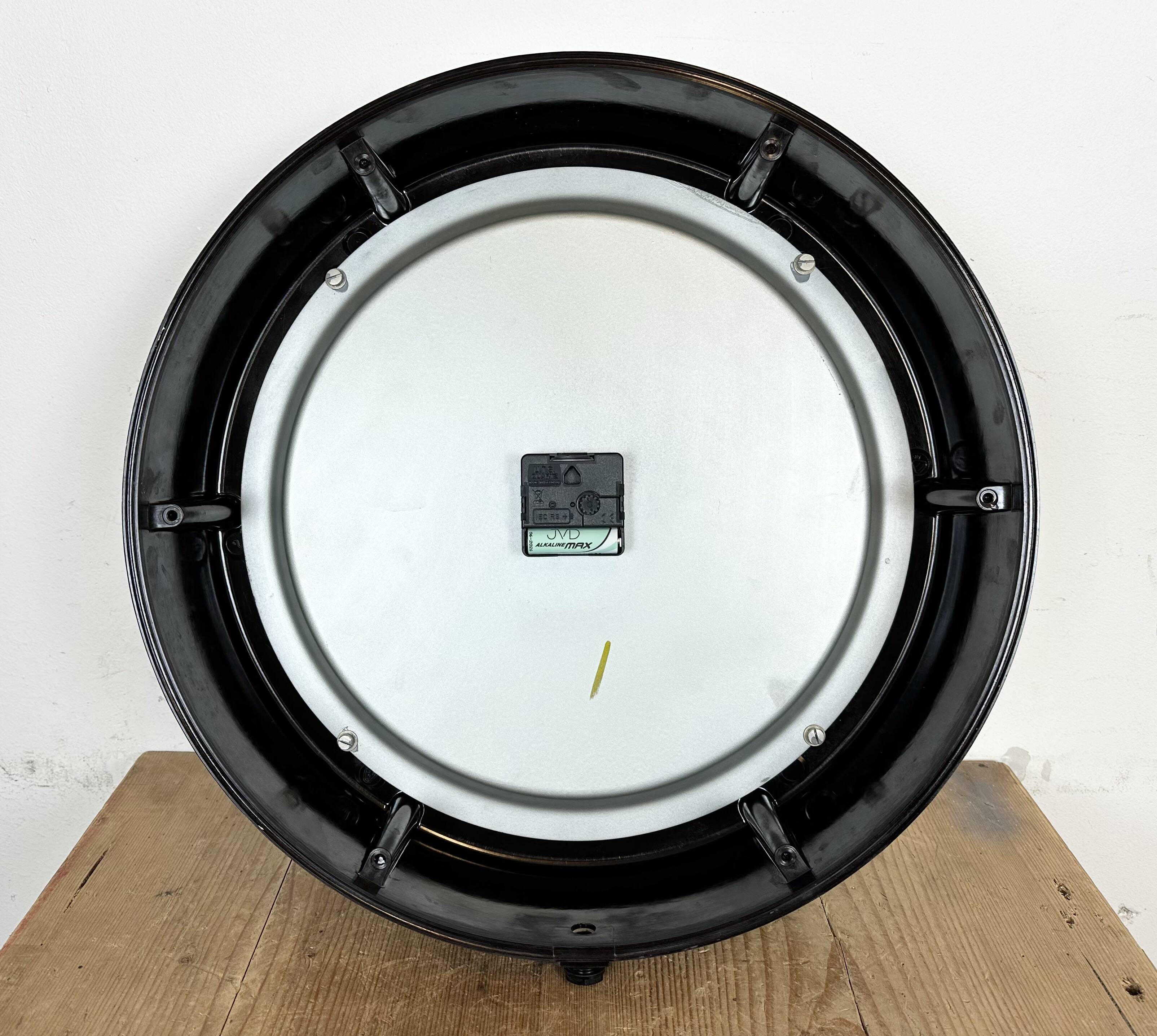 Large Industrial Brown Bakelite East German Wall Clock from GW, 1960s