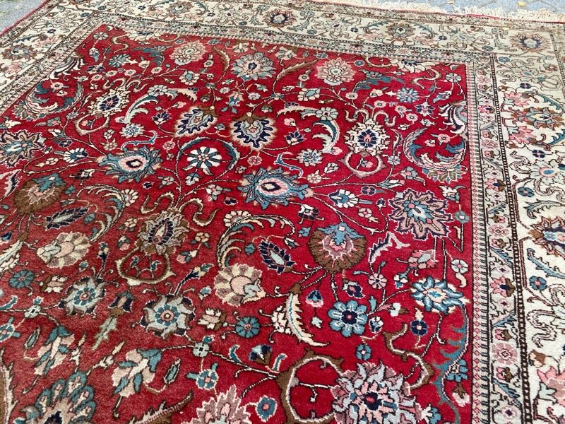 Large vintage Persian carpet tabriz 244x344 cm