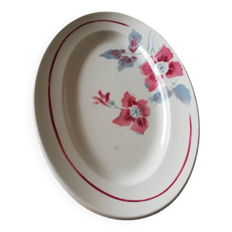Serving dish, Digoin Clematis flowered dish