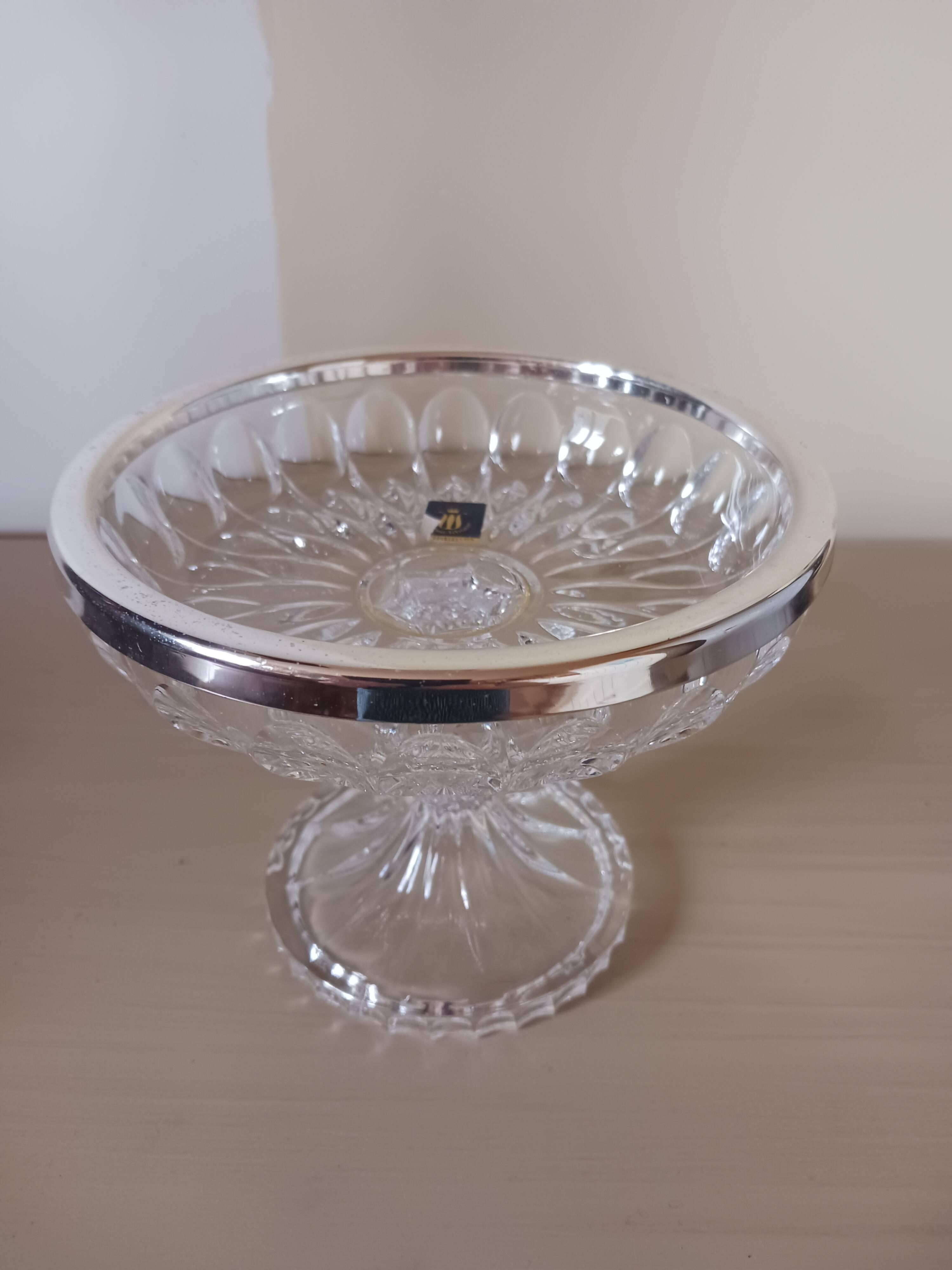 Coupe en cristal .