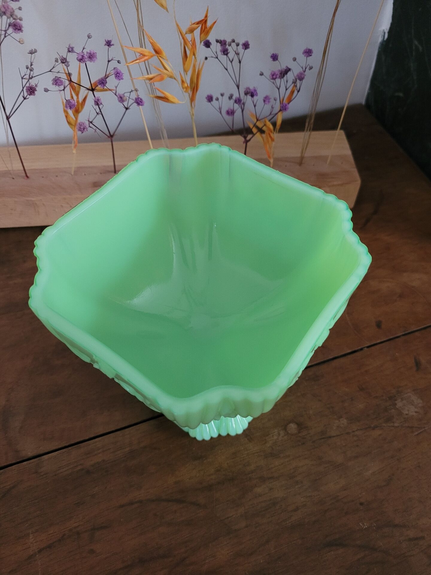 Green opaline bonbonnière