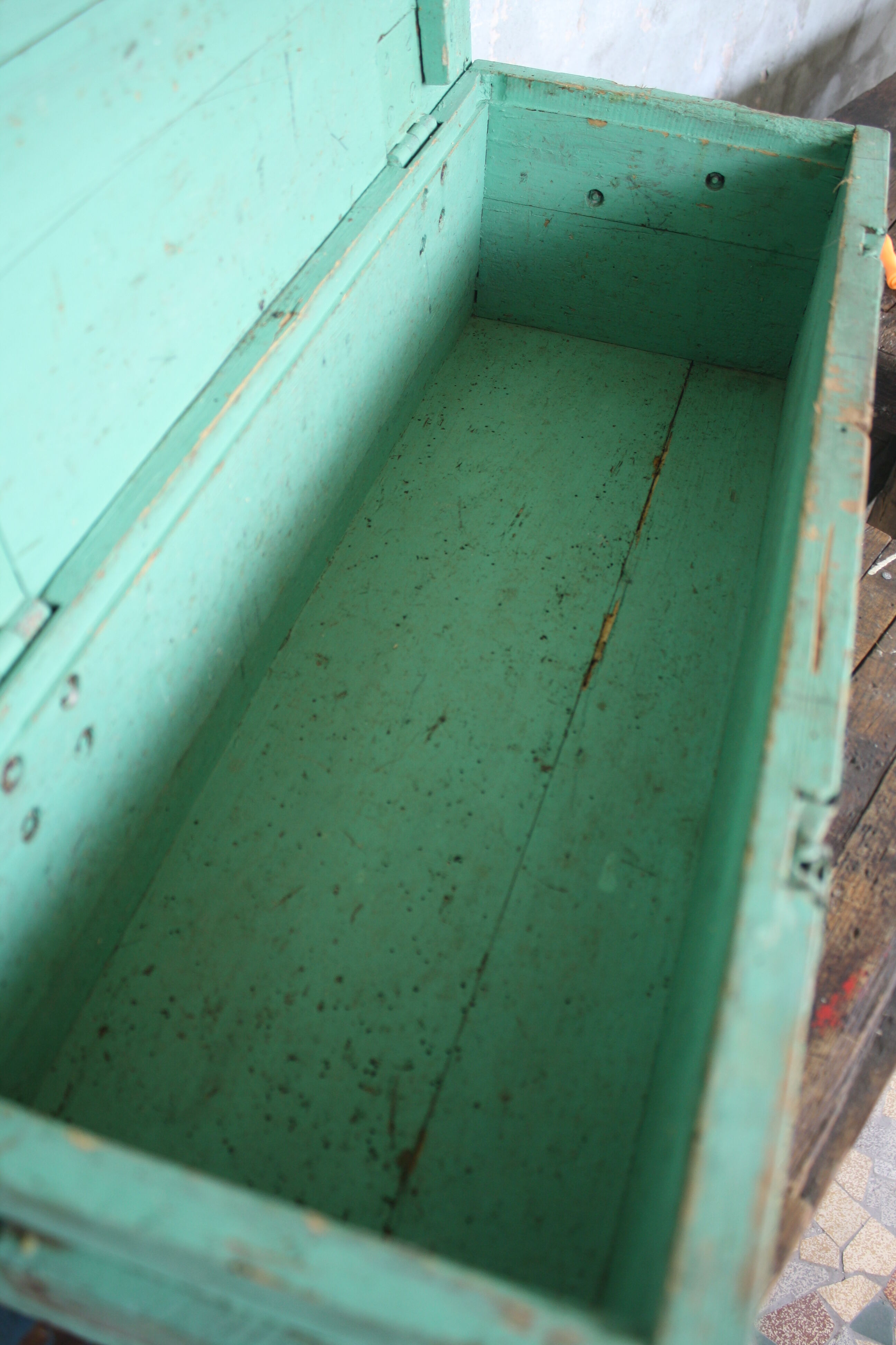 Green vintage wood tool case