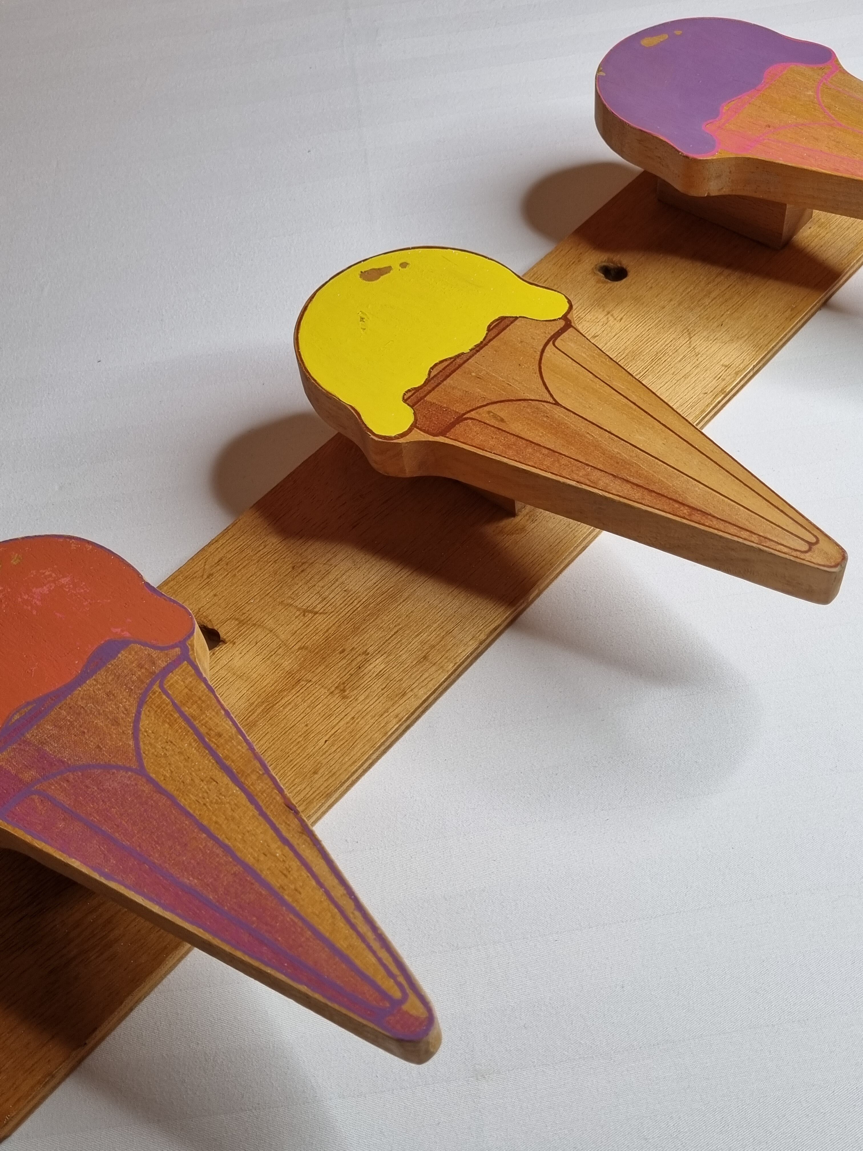 Portemanteau trois patères "ice cream", vintage, années 80