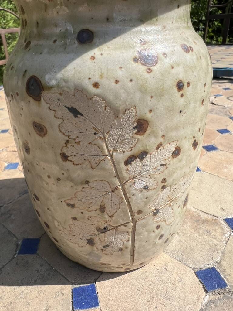 Puisaye stoneware vase with leaf decoration