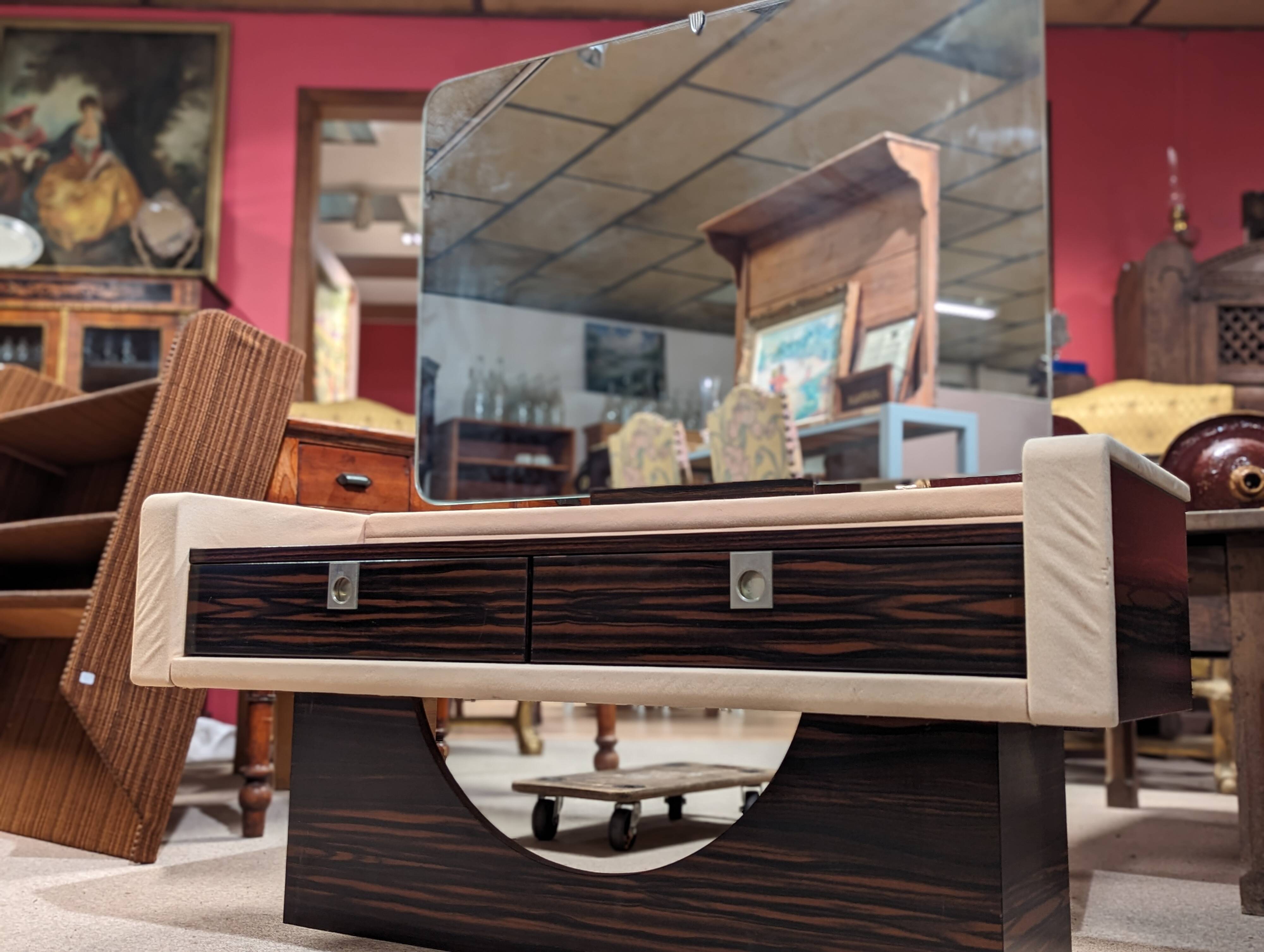 Vintage dressing table