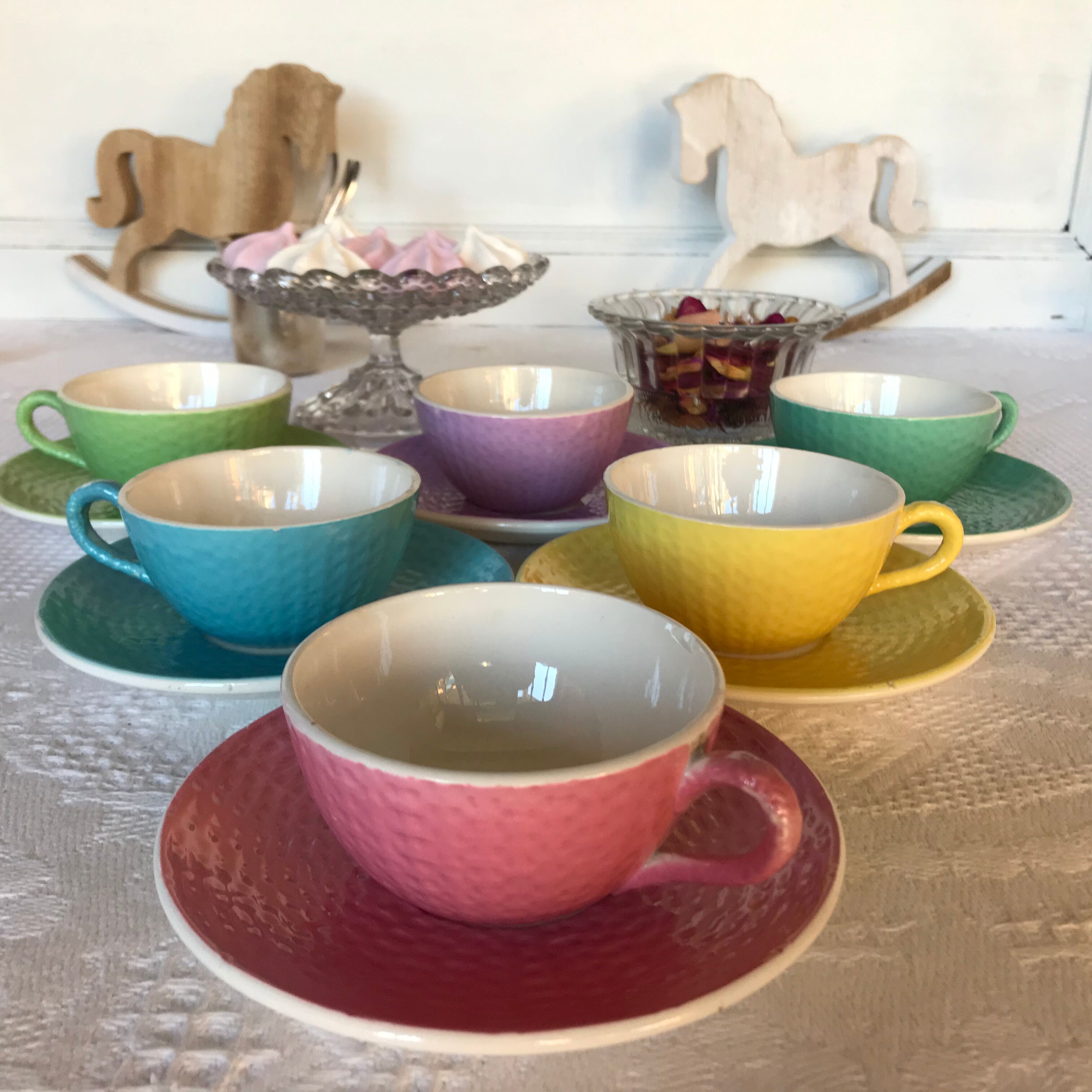 Series of 6 cups Digoin