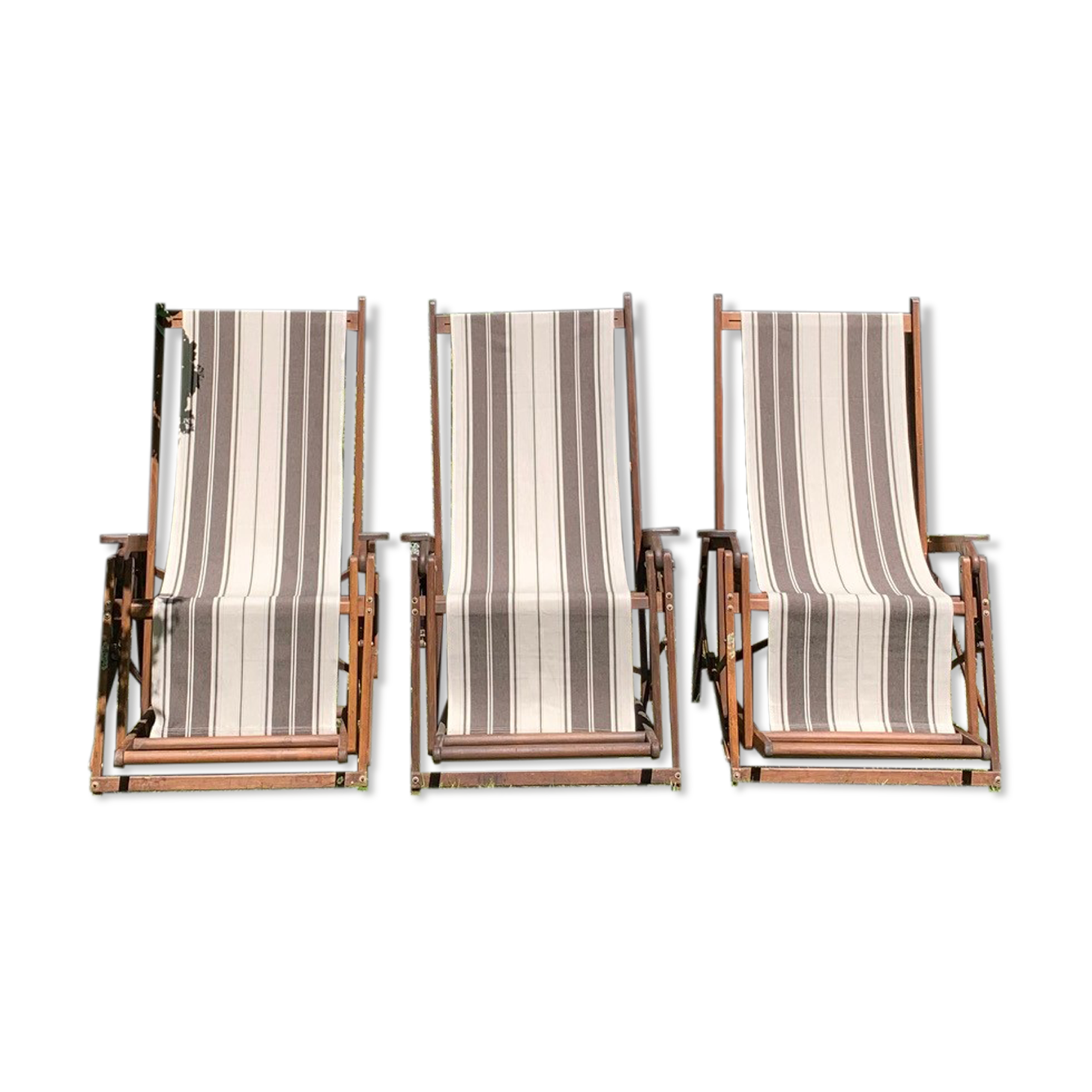 3 Ocean liner deck chairs