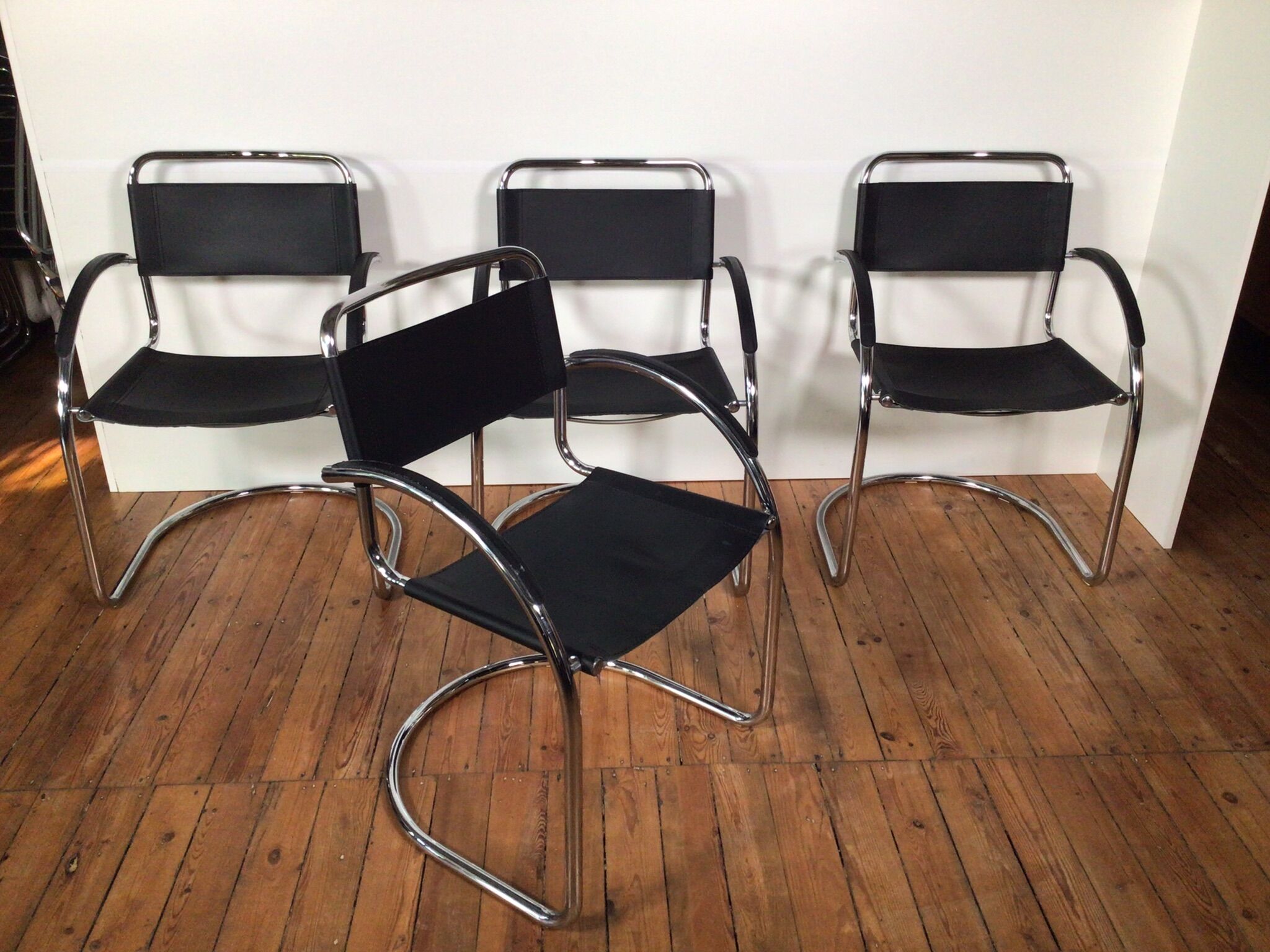 Set 4 chroom buisstoelen