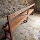 Grand banc ancien en bois avec dossier – fin XIXe siècle, pin et chêne