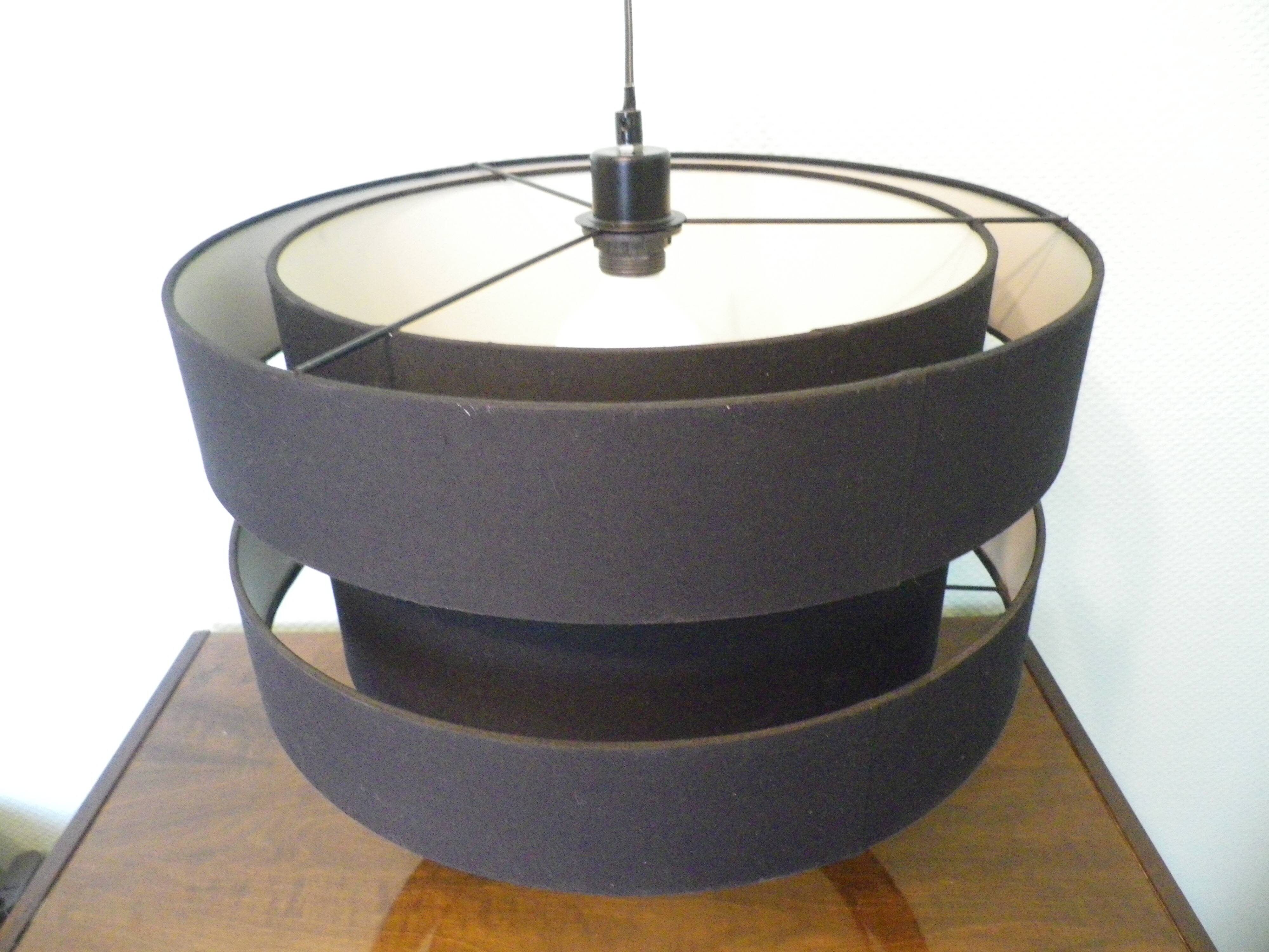 Pendant light