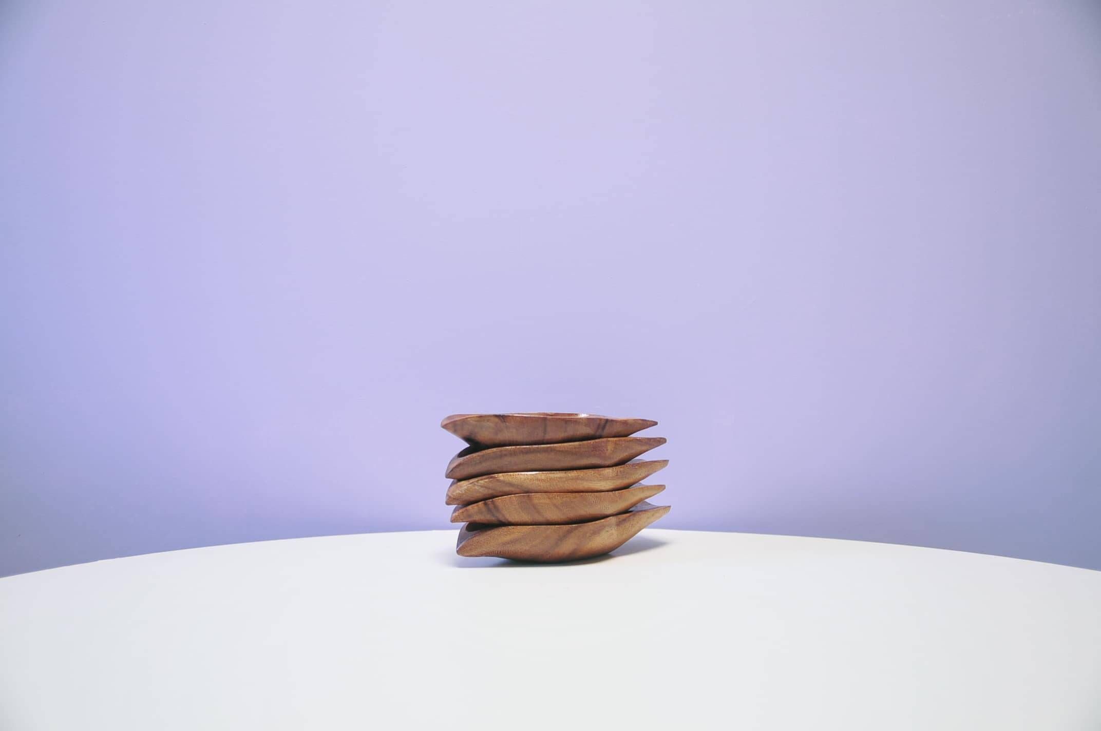 Set of 5 medium wooden serving bowls