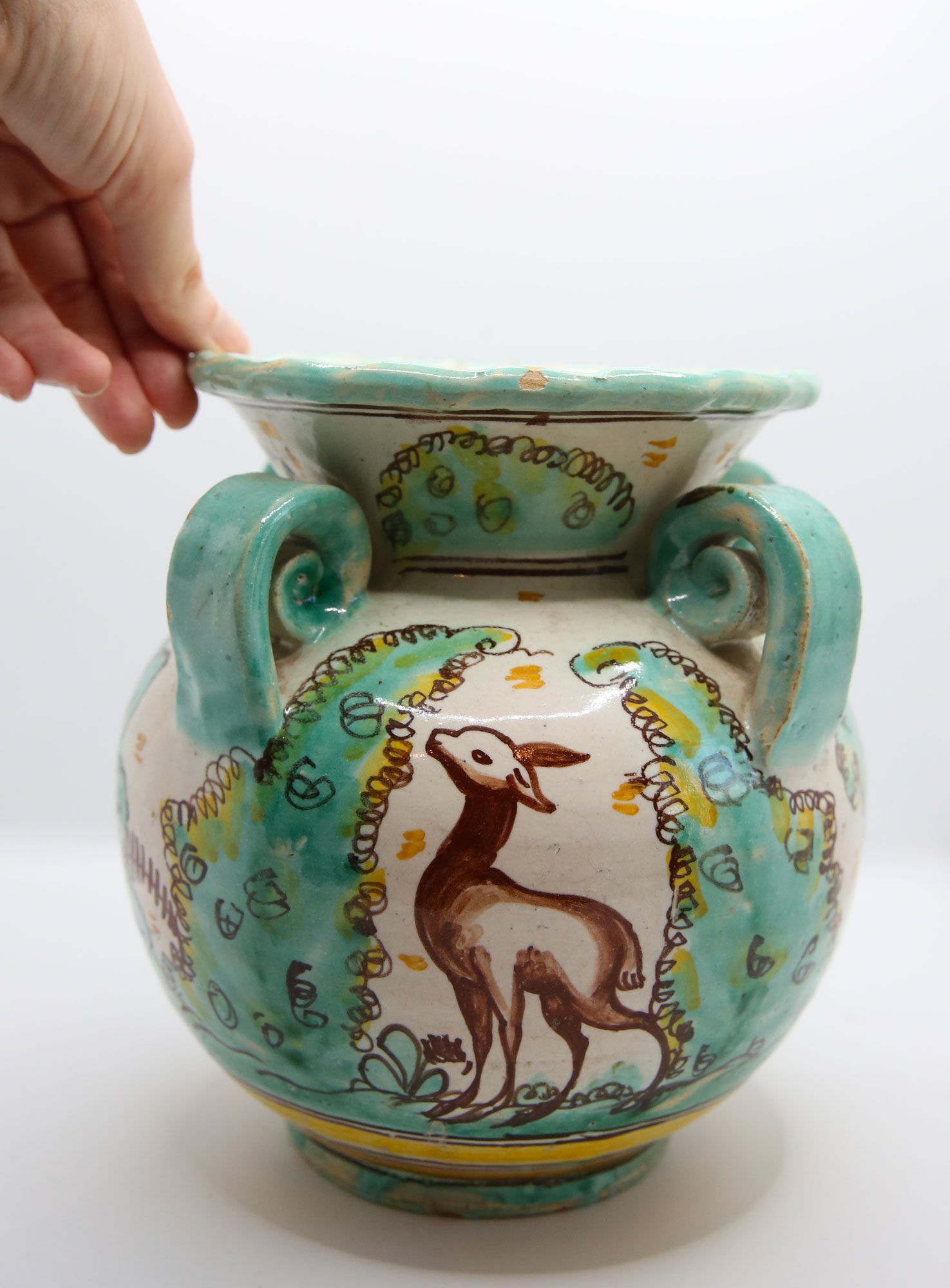 Vintage Spanish vase ode to nature by Arzobispo