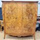 Armoire en bois de rose