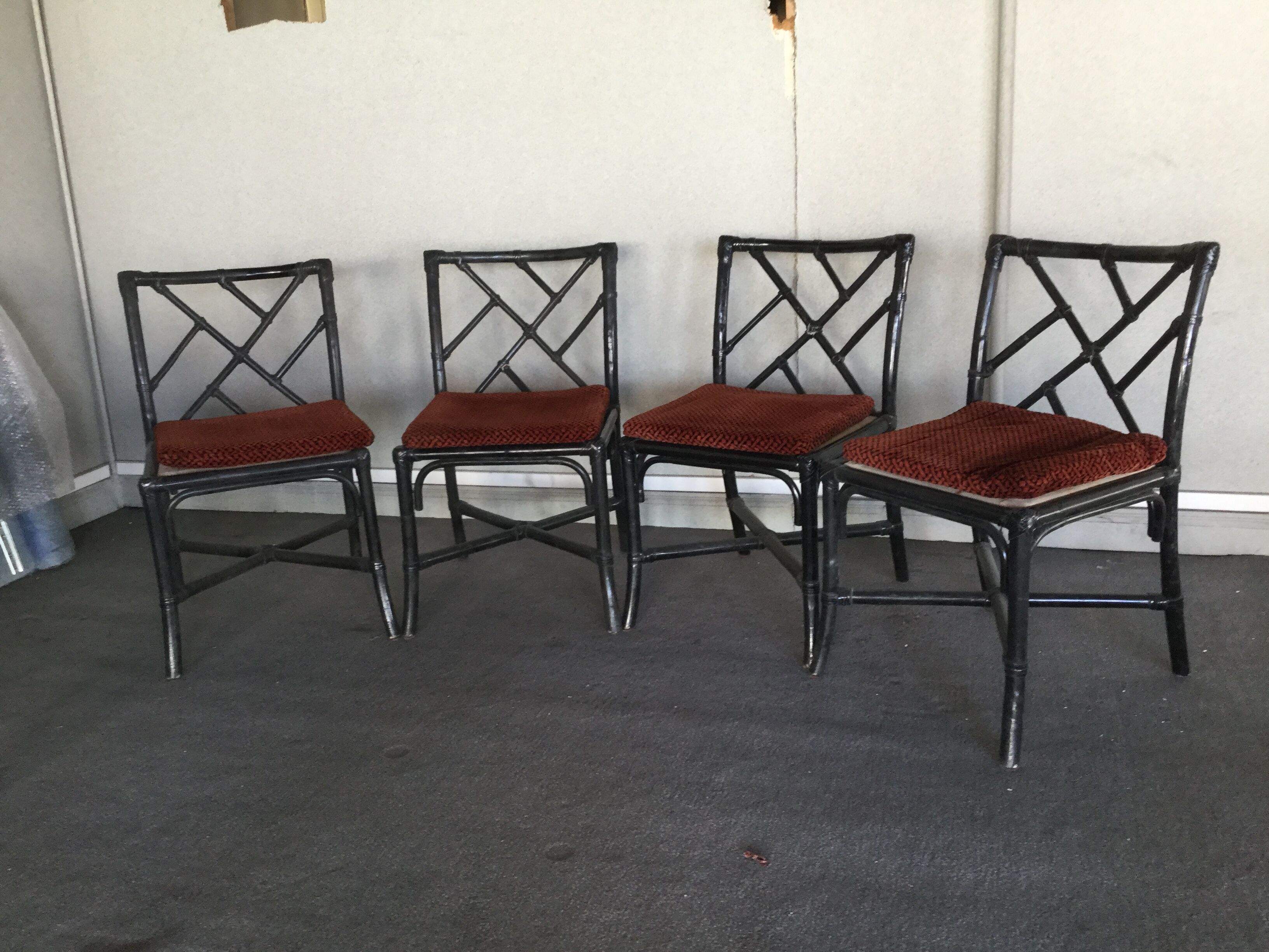 Lot de 4 chaises en bois façon bambou