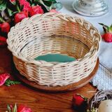 Woven wicker mirror tray