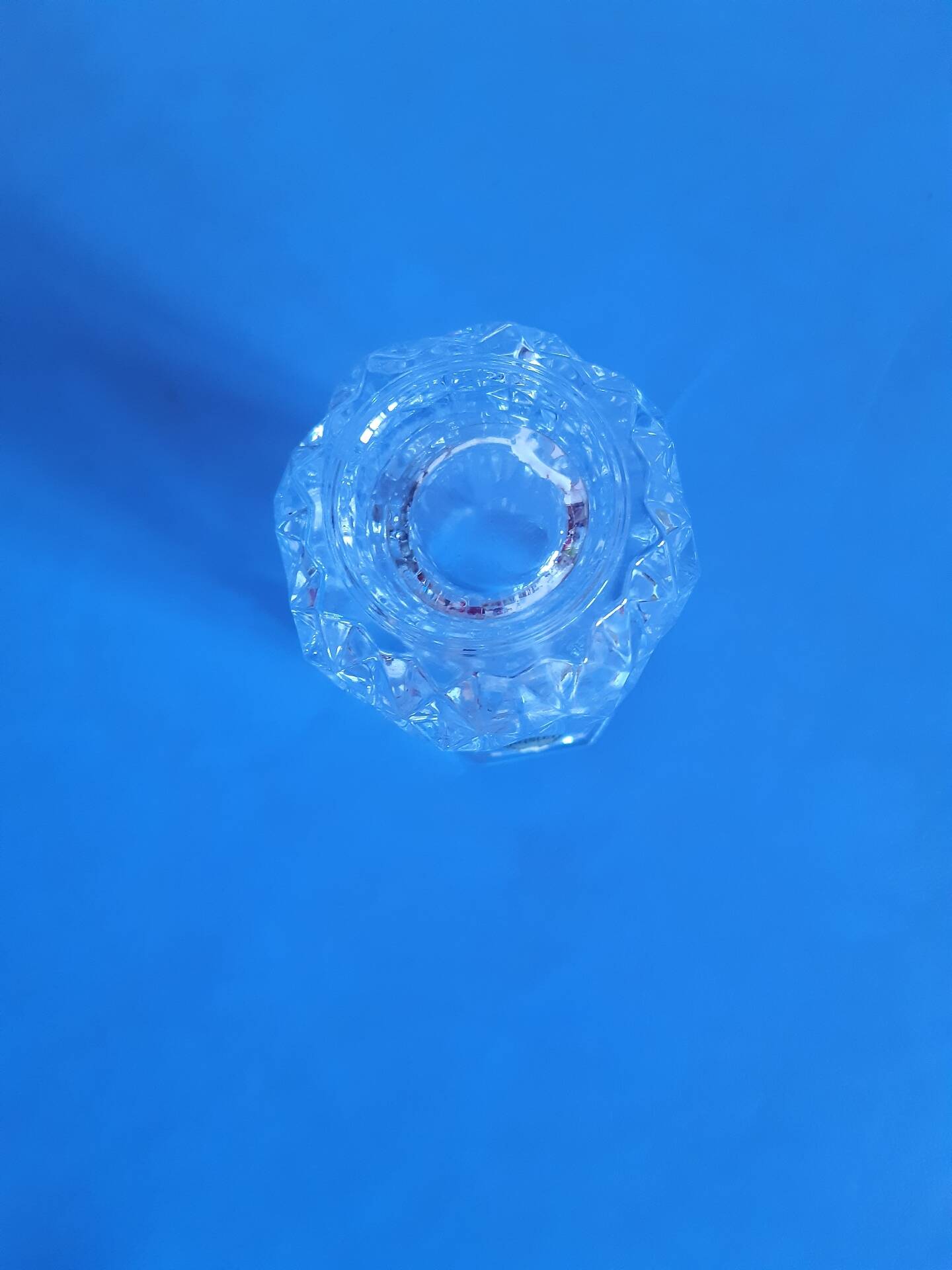 Small vintage Cristal d’Arques vase in cut glass – H. 13 cm