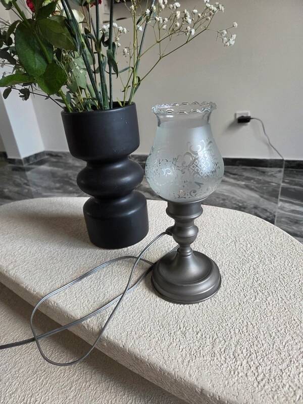 Vintage Art Deco lamp