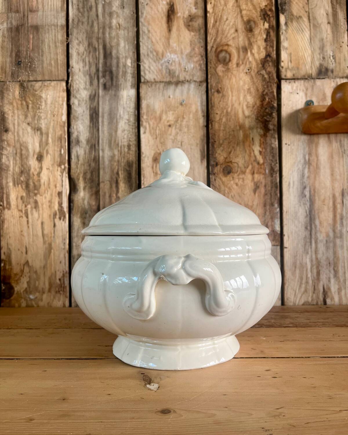 White iron earth soup tureen Sarreguemines