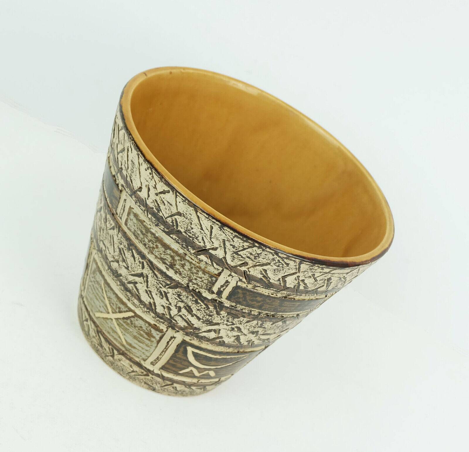 1950s plant pot abstract sgraffito decor shades of brown and beigt