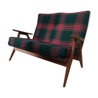 Scandinavian bench compass feet