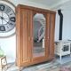 Armoire Art déco en noyer massif sculpté, 1930