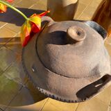 Ethnic pot
