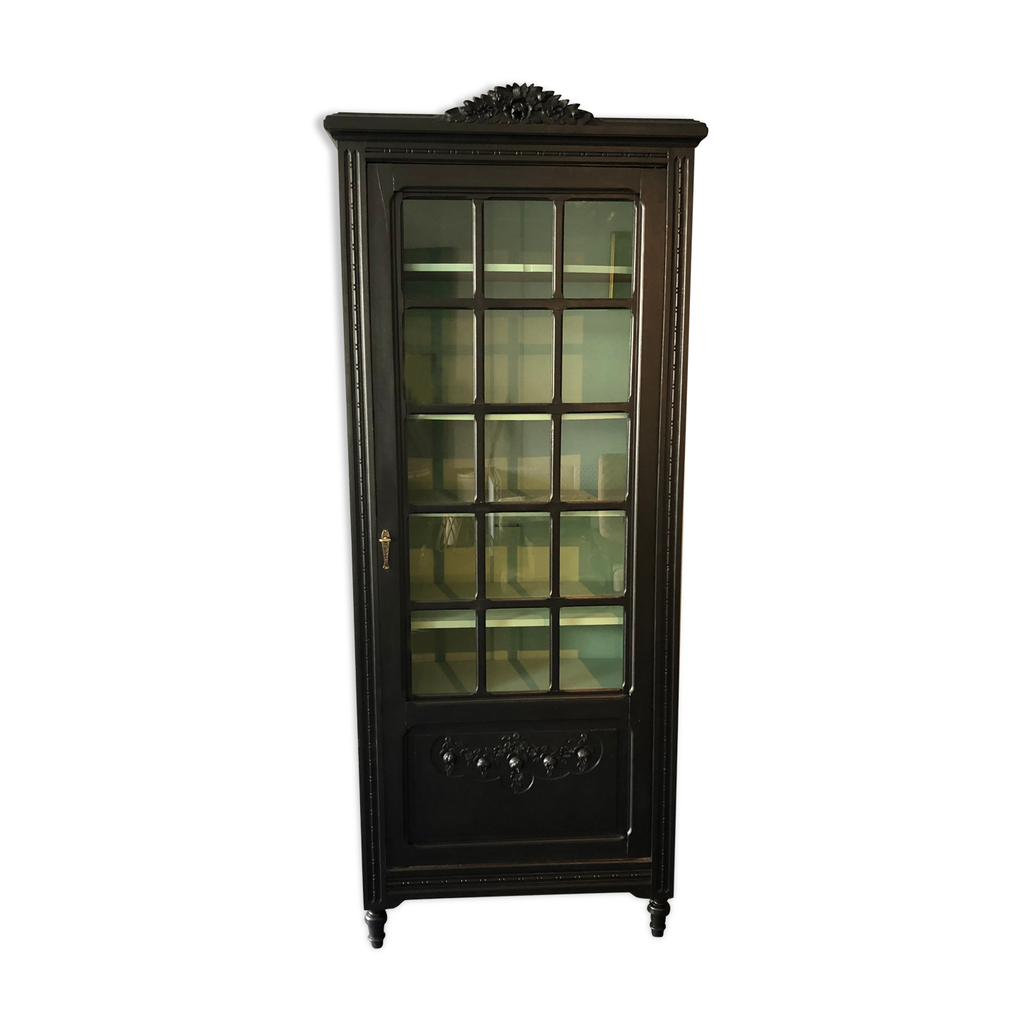BHV - Old glass cabinet