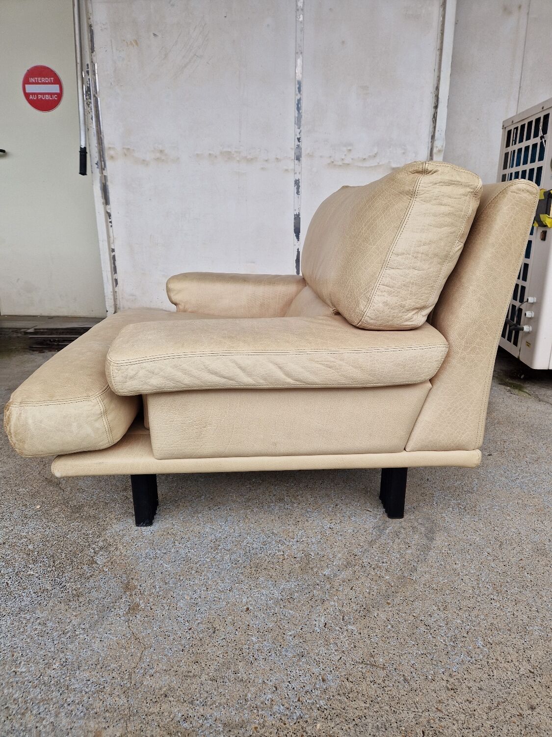 Salon vintage canapé et deux fauteuils