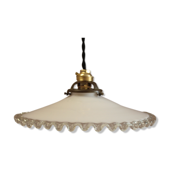 Suspension en opaline blanche et liseré transparent