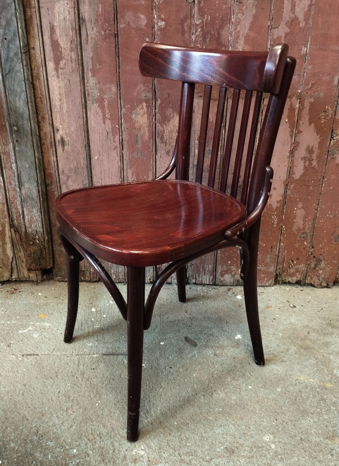 Turned wood bistro chair