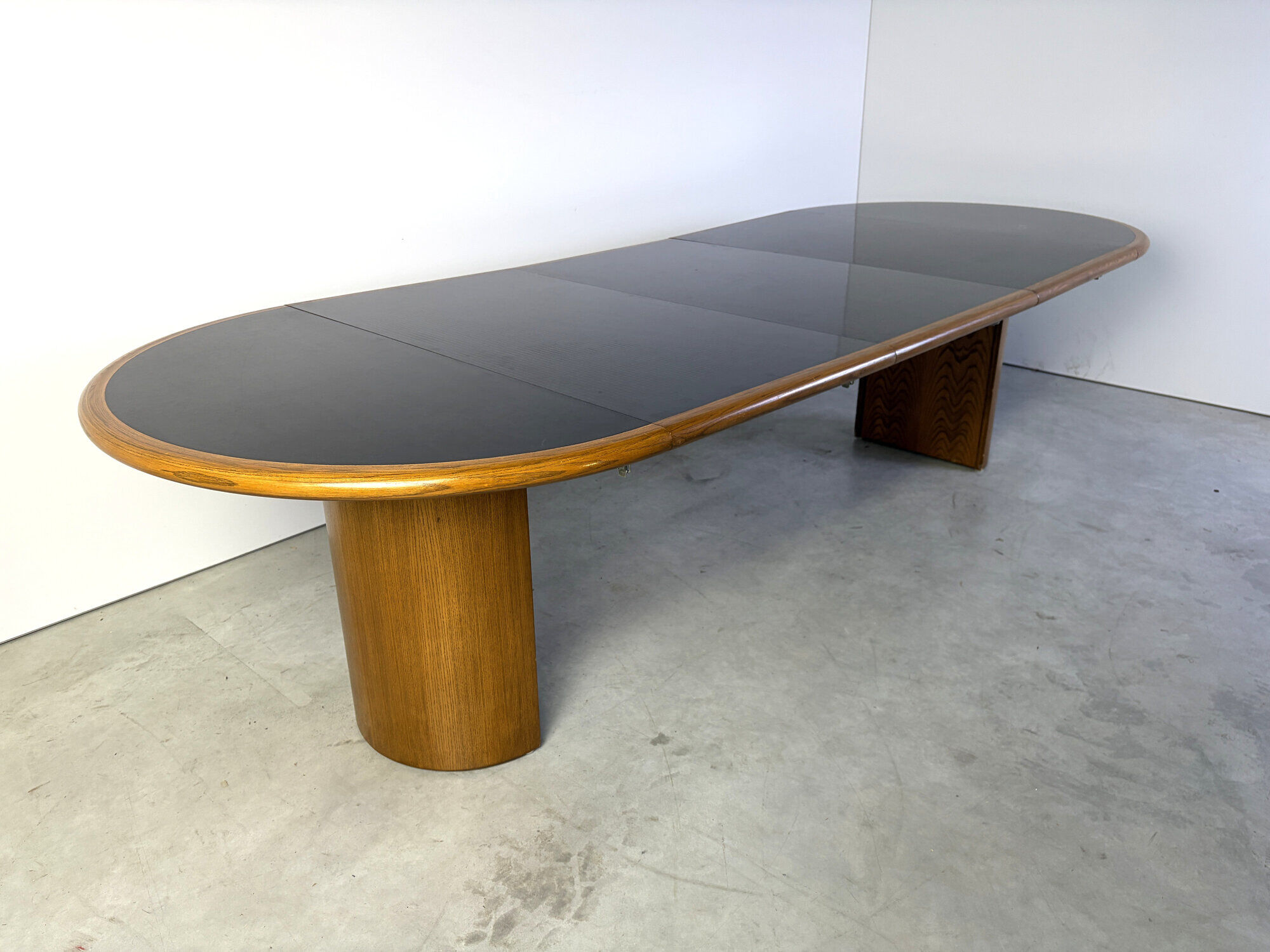 Vintage XL extendable dining table by Rincklake Van Endert, 1960s