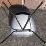 Tulip chair by Pierre Guariche. (Steiner Edition, 1950s)