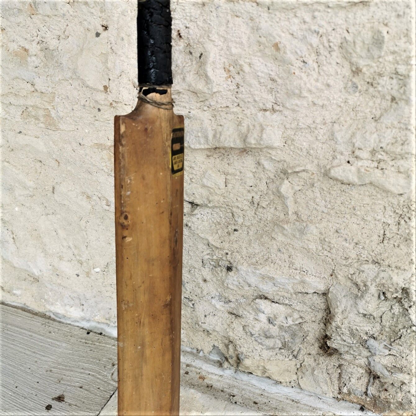 Batte de cricket ancienne