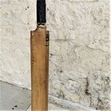 Batte de cricket ancienne
