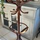 Curved wooden parrot coat rack with a swivelling head - Thonet style