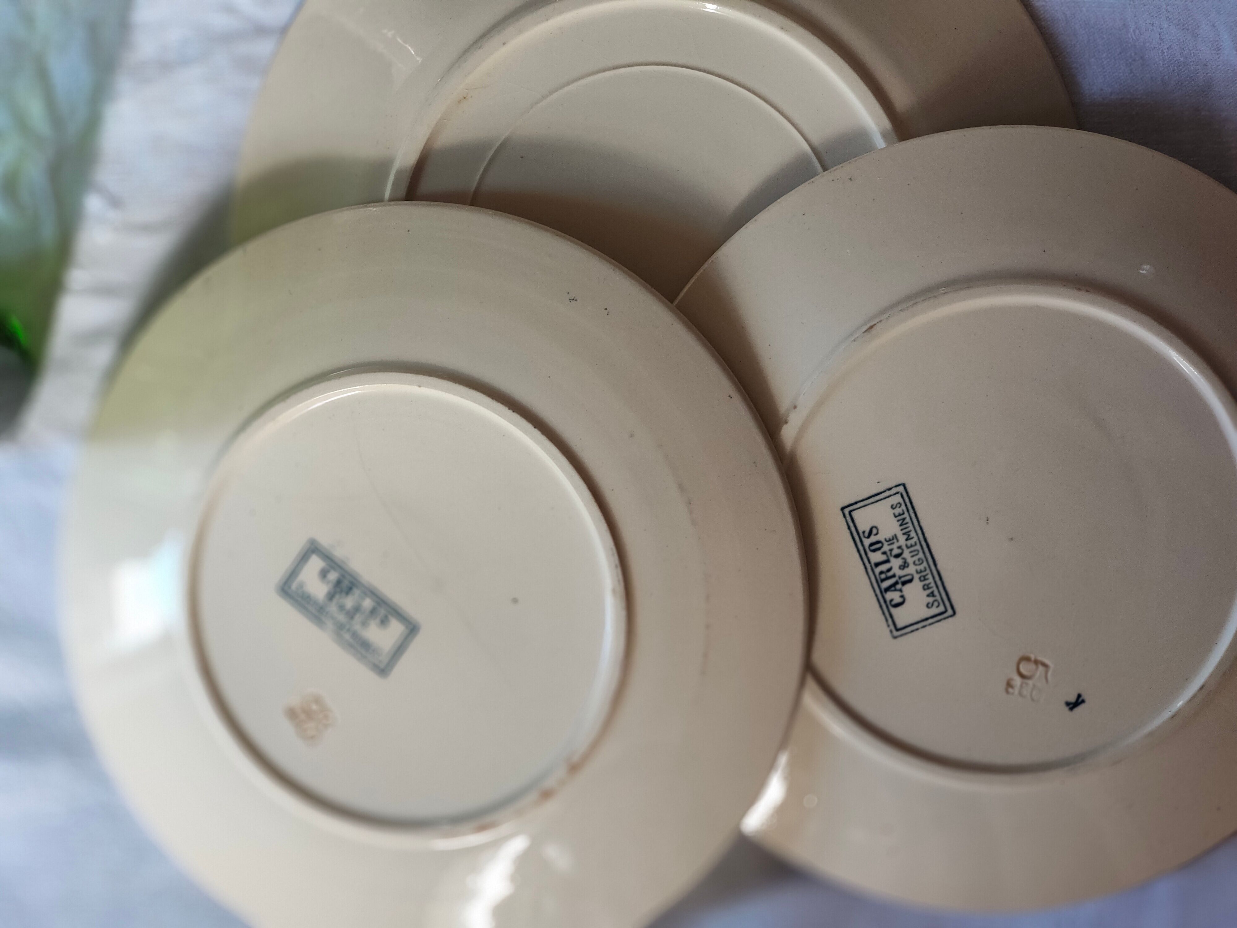 Flat plate in Iron Earth U & Cie Sarreguemines model Carlos