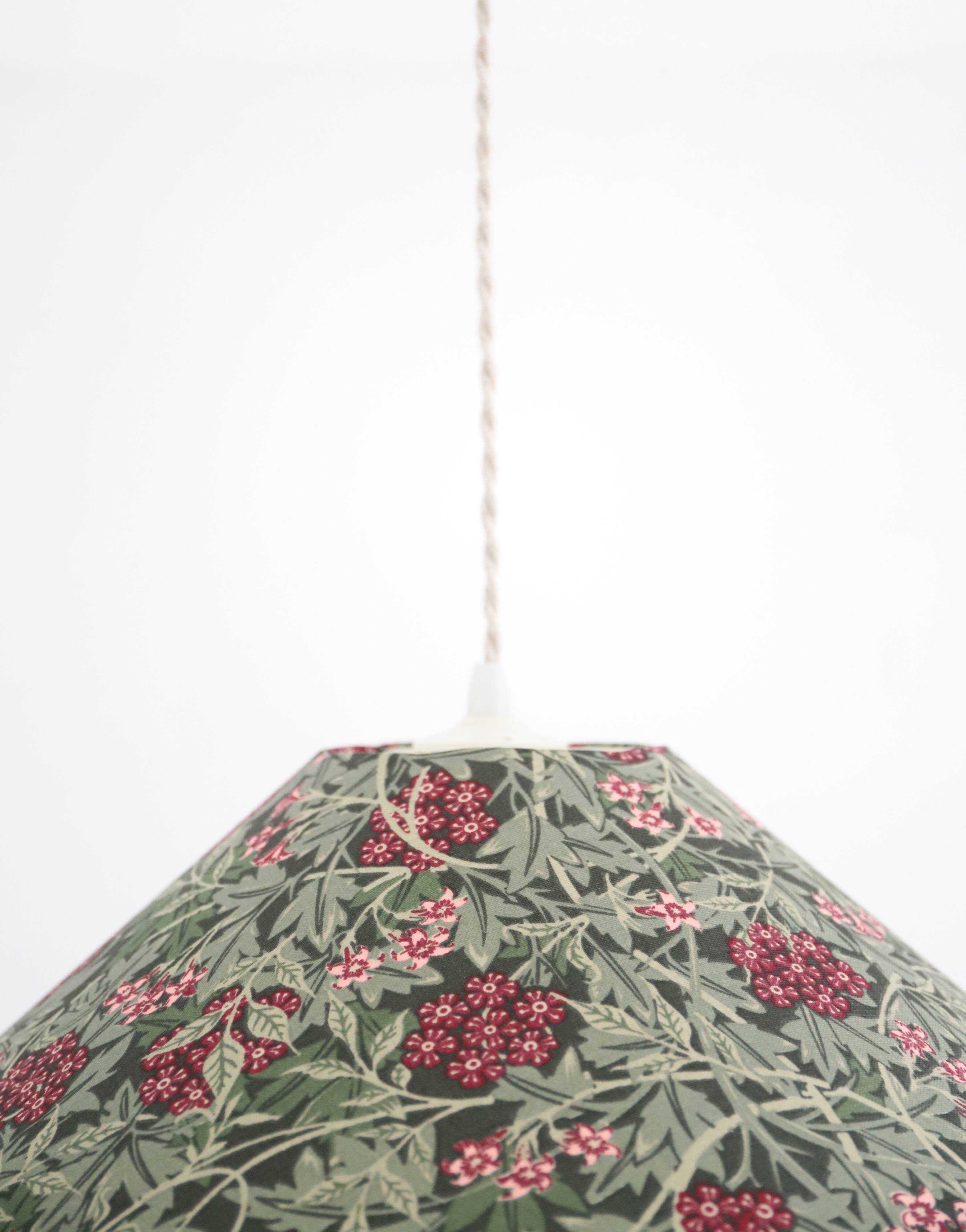 Refurbished printed trapezoidal pendant light
