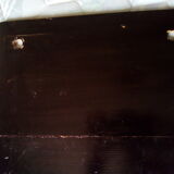 Corner shelf in Chinese lacquer