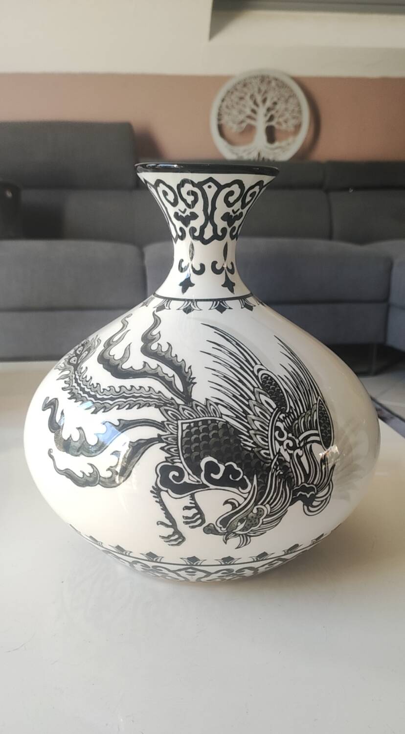 Vase Sia Home Fashion. Celestial Sphere design. Decor with birds/Chimeras.