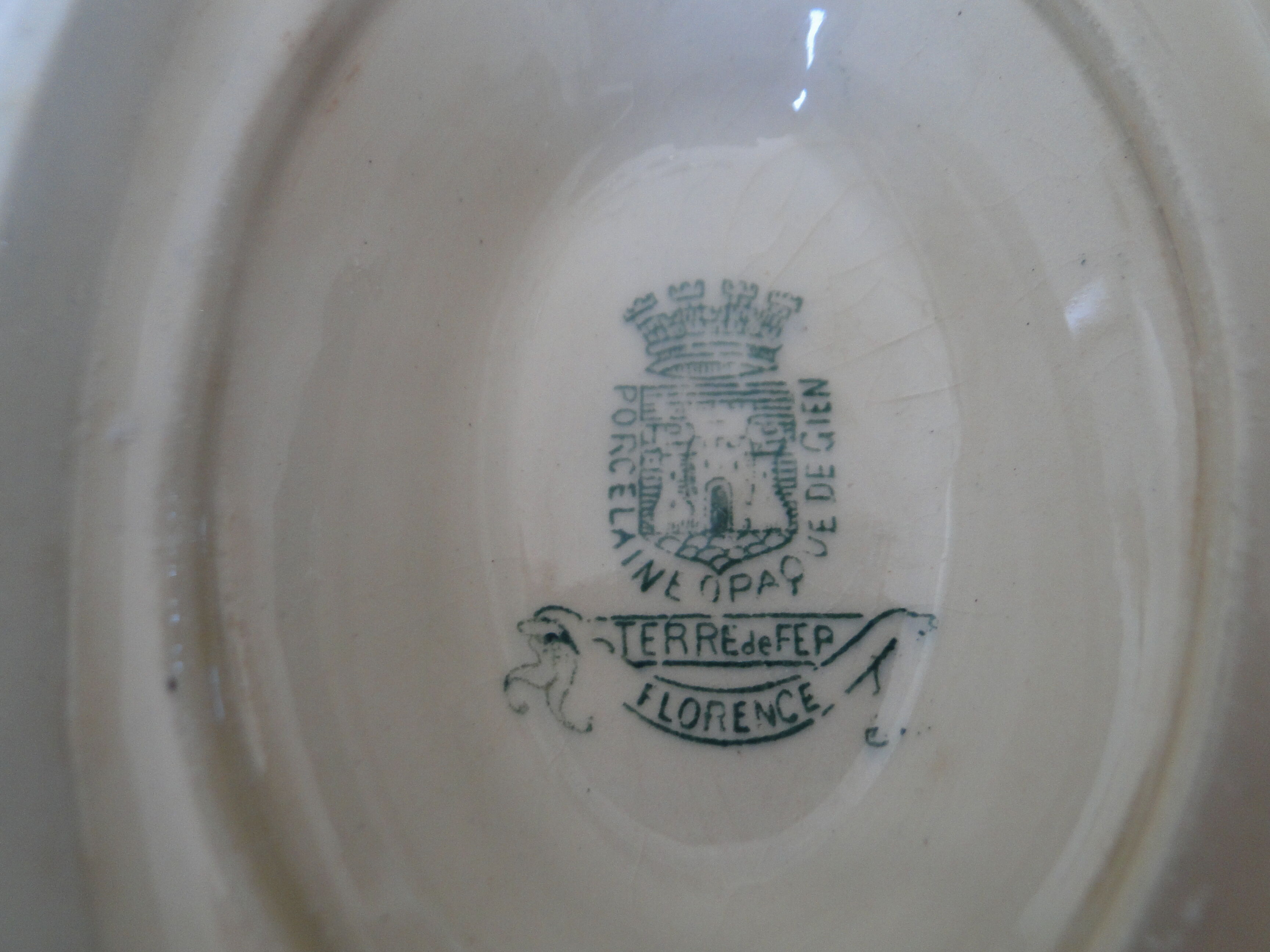 SAUCIERE ANCIENNE GIEN 1878 MODELE FLORENCE engraved in hollow Ac