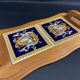 Plateau de service en hêtre et carreaux faïence de Gien décor Renaissance