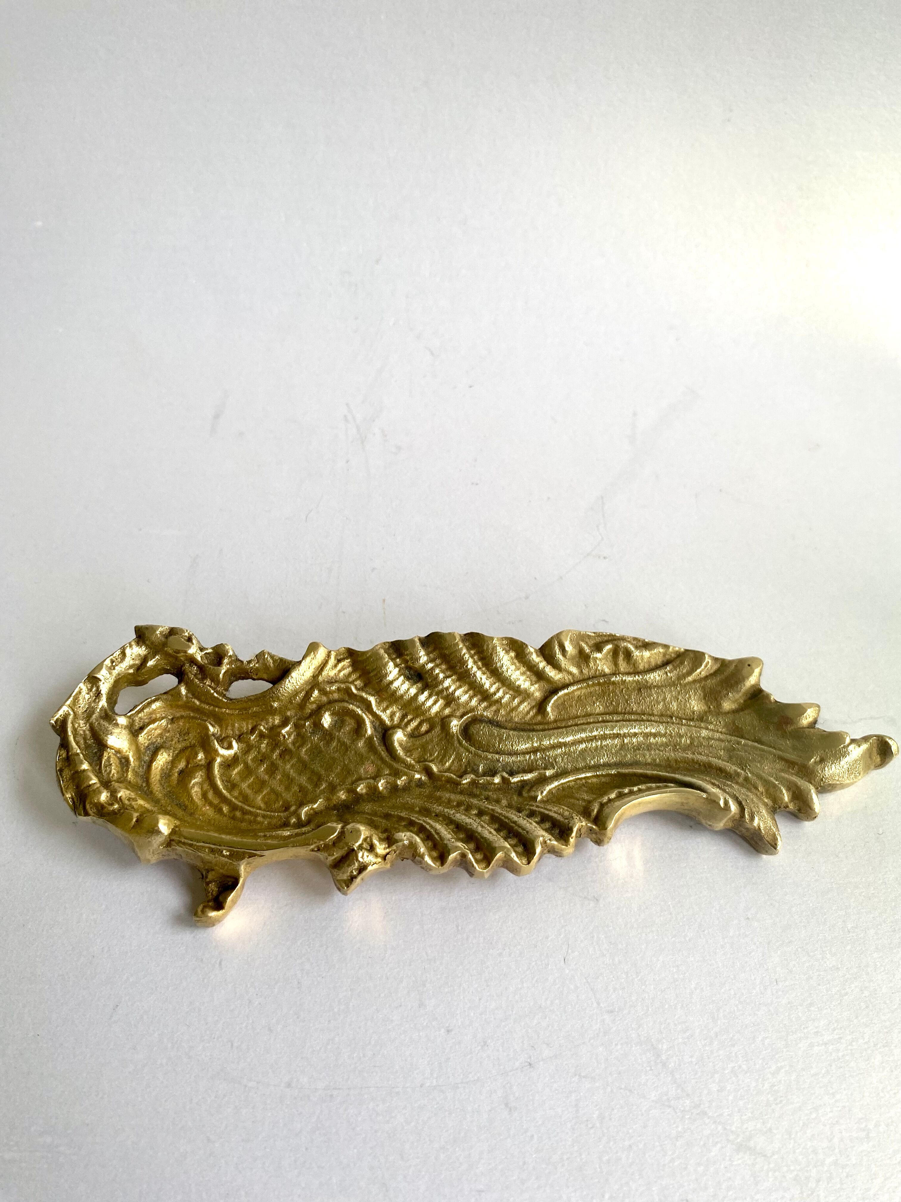 Empty brass pocket "the dragon"