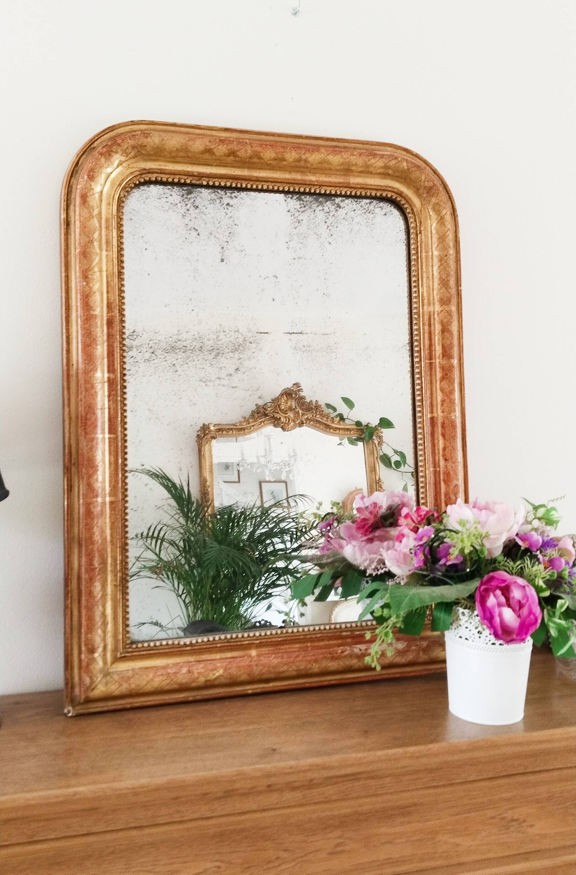 Miroir doré à la feuille Louis Philippe (  77 cm x  59 cm )
