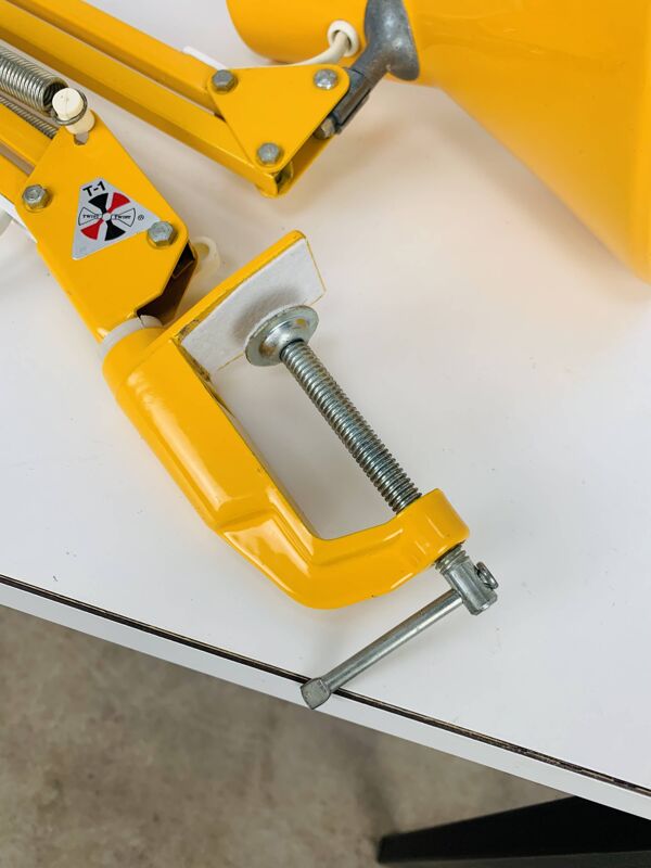 Lampe d'architecte articulée Habitat vintage en métal jaune