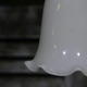 Suspension en opaline à dentelle