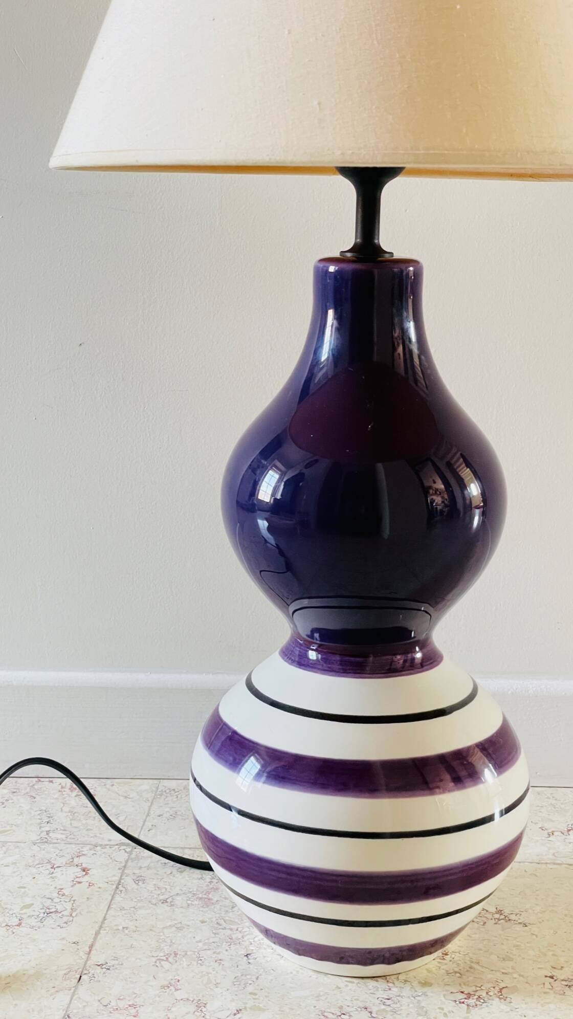 Ceramic lamp by Koralcoa