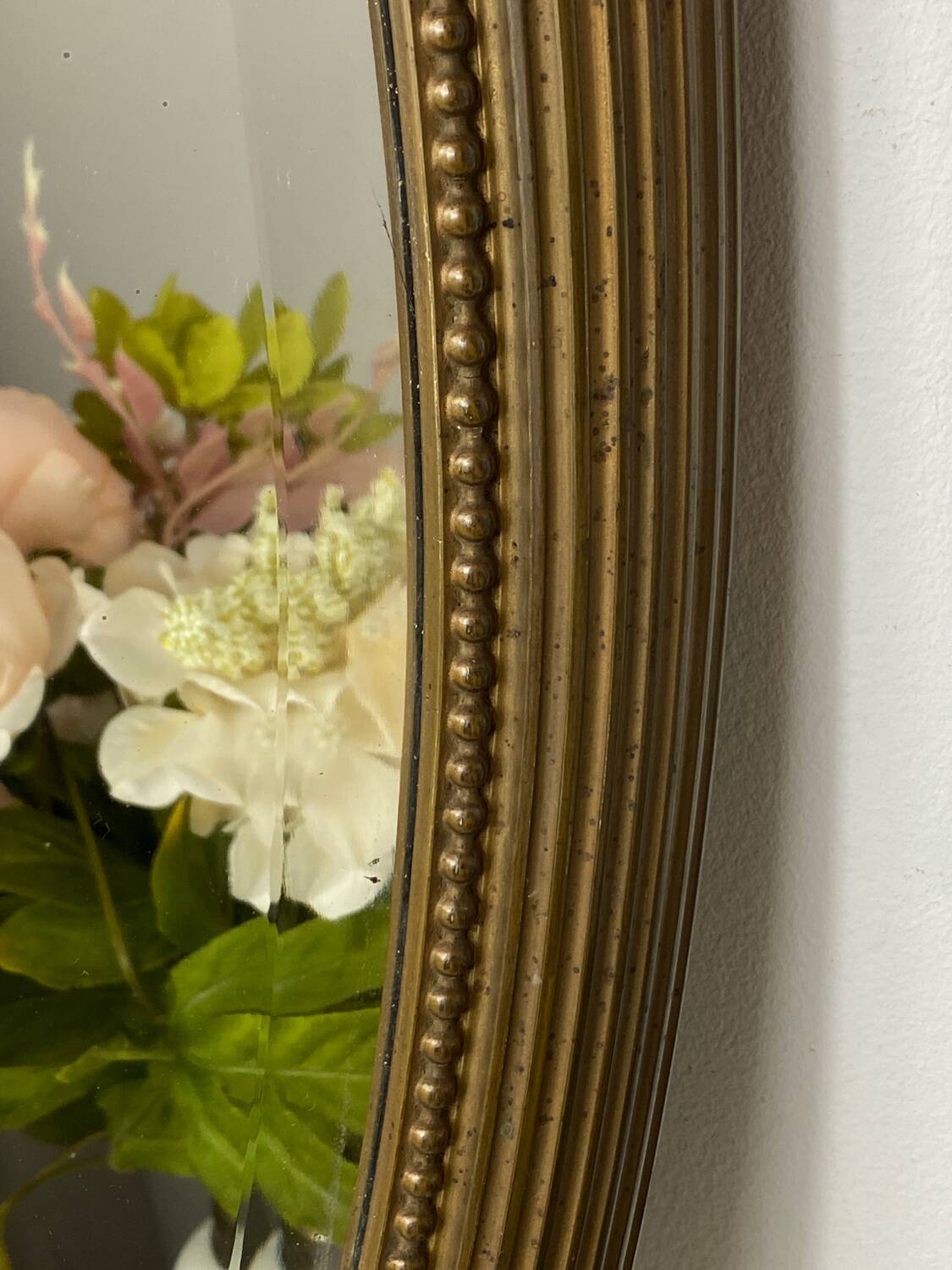 Miroir ovale ancien en bois