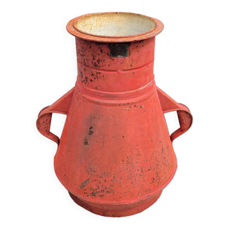 Amphora vase old enamelled sheet metal