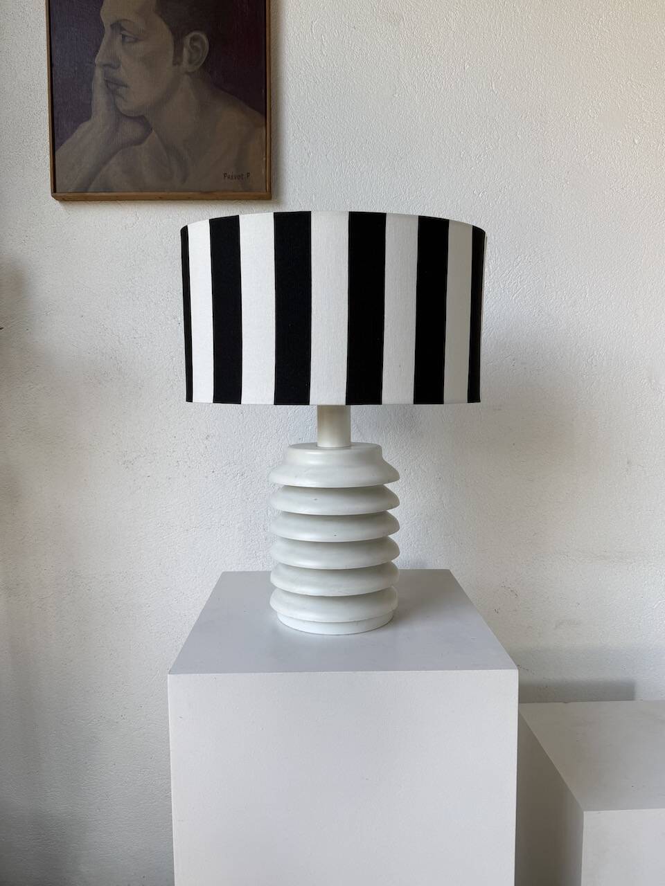White lacquered metal table lamp from the 60s